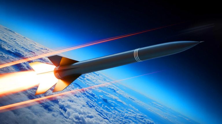 Illustration of a hypersonic missile capable of reaching global targets in 30 minutes. Image generated by AI.