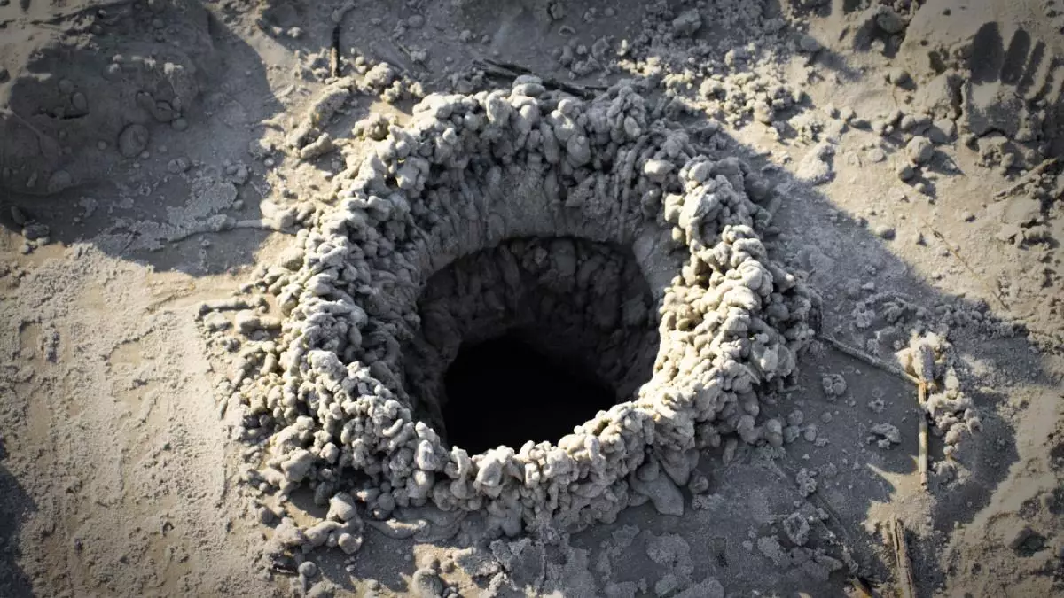 Sandy hole