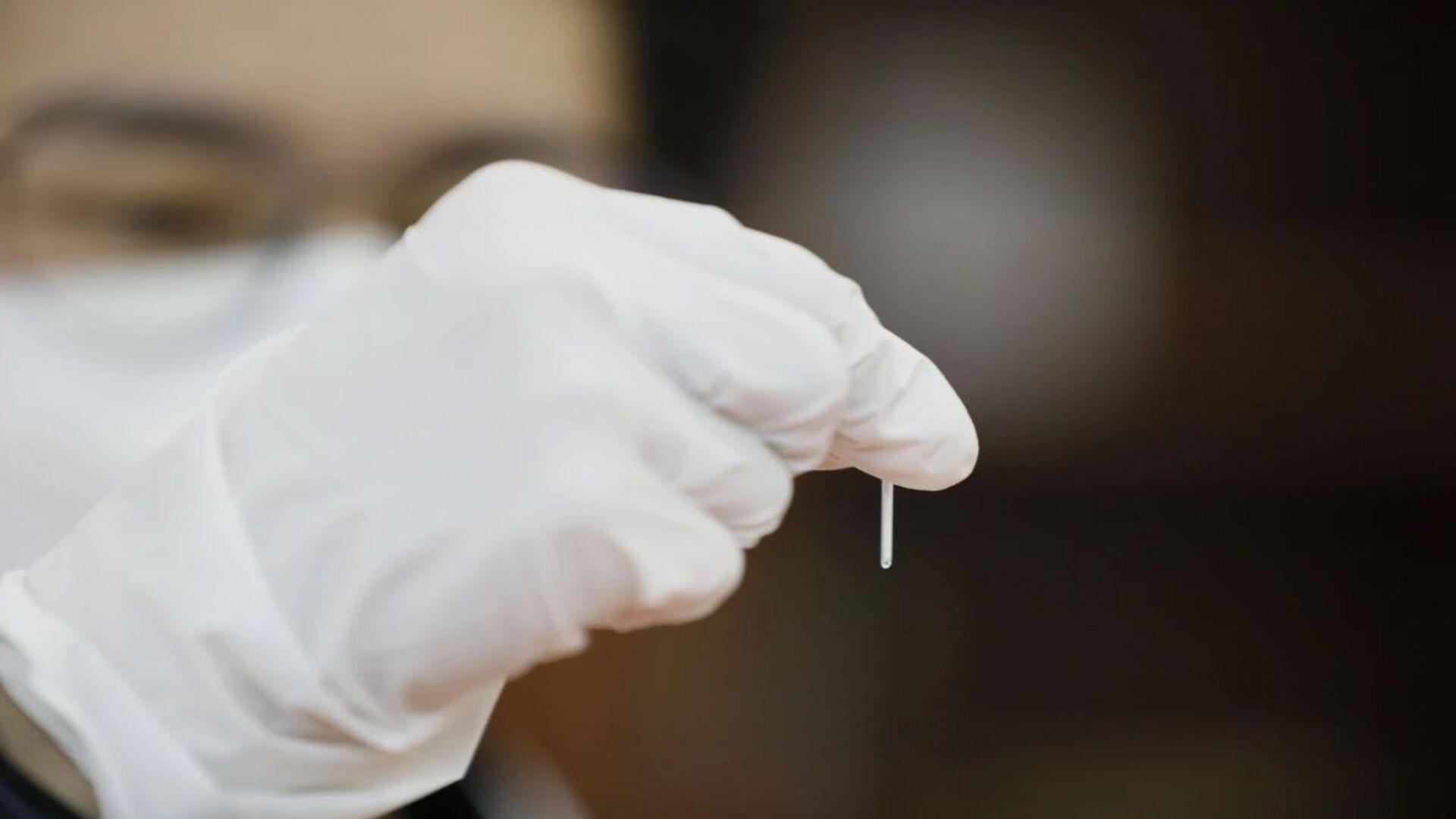 These Y-90 radioactive beads are designed for minimally invasive liver cancer procedures.