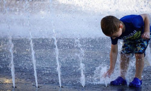 How hot is too hot for the human body? Heat + humidity can get dangerous fast